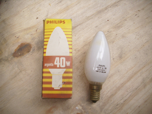 Kaarslamp 40W E14 Mat (Philips)
